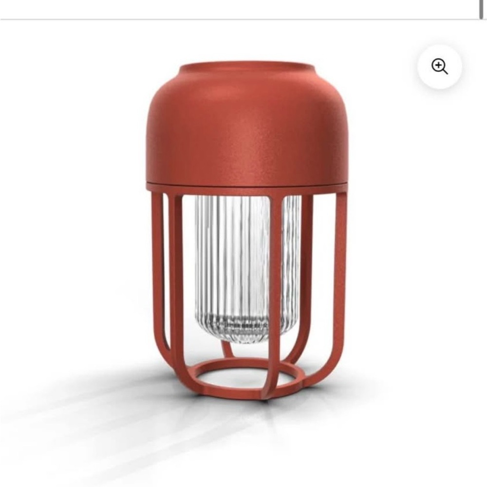 HOUE Light No.1 Portable Outdoor Lamp in Cayenne (red)